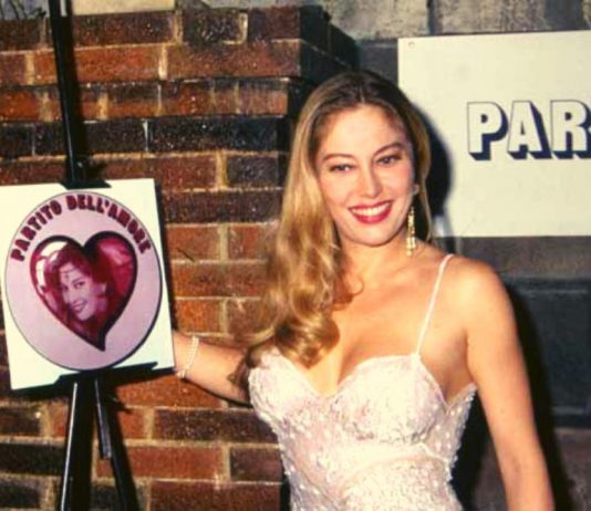 Pornostar liguri: le più famose moana pozzi