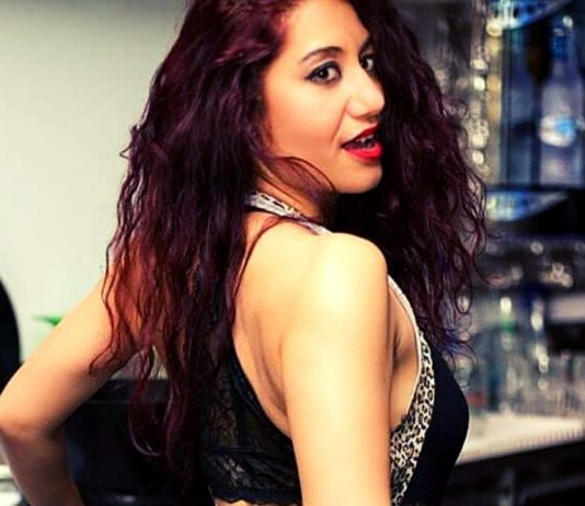 Dana Santo: biografia della famosa attrice hard italiana dana santo foto
