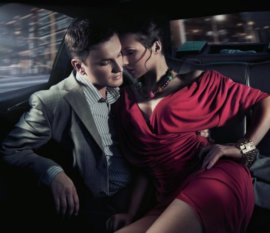 Sesso in auto: un brivido trasgressivo per uomini e donne sesso-in-auto