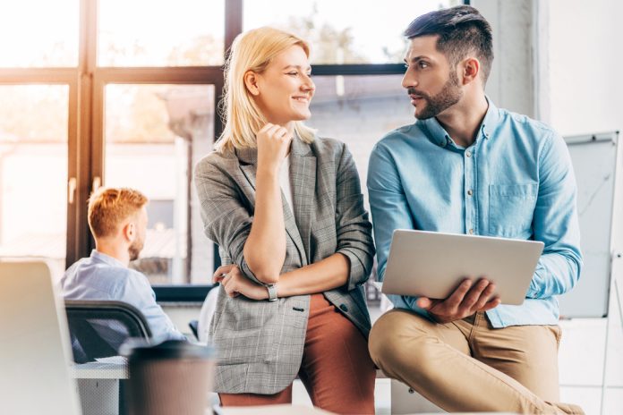come comportarsi se ti piace una collega di lavoro come comportarsi se ti piace una collega di lavoro